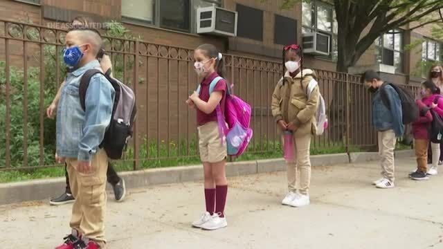 CDC backs schools' covid 'test-to-stay' policies